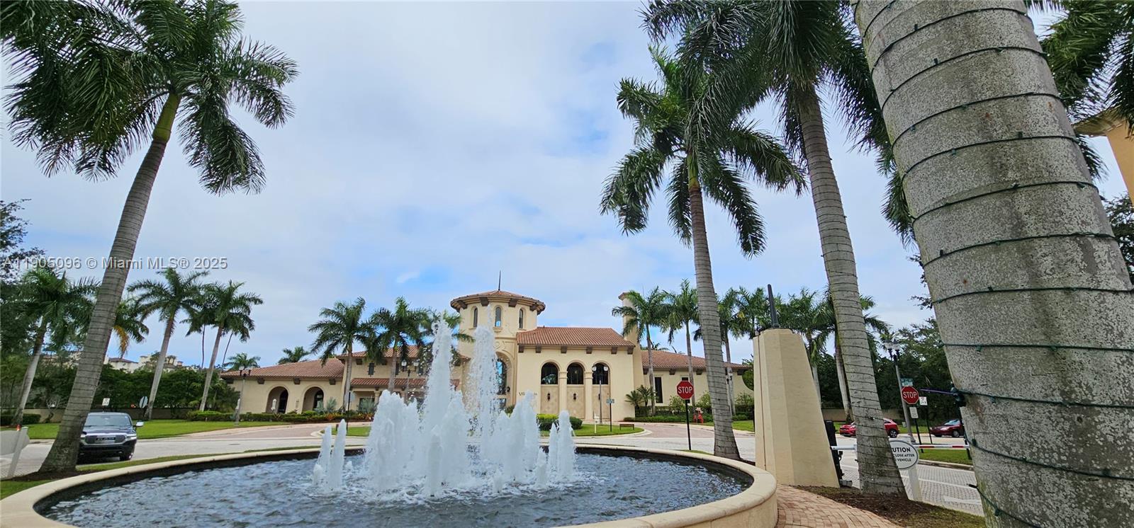 VILLA FLORA CONDO - Residential Lease