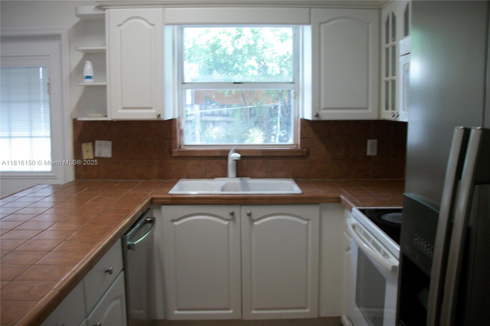 RAISA SUB - Residential Lease
