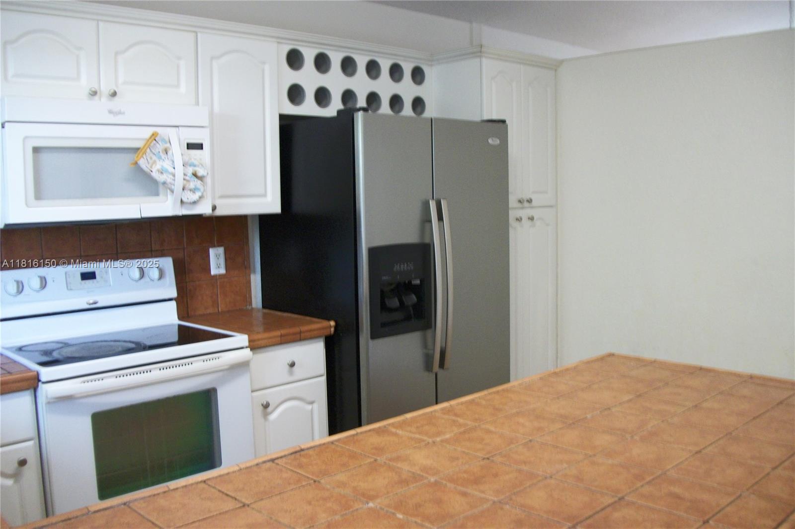 RAISA SUB - Residential Lease