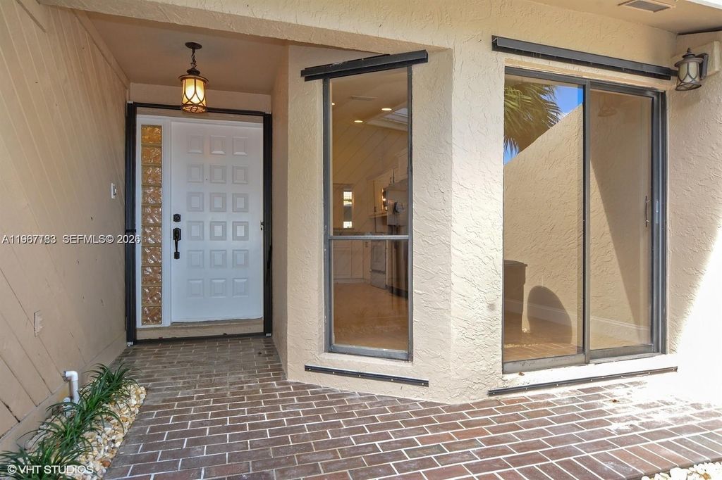 Photo of 6720 Canary Palm Cir, Boca Raton, FL 33433 (MLS # A11967183)