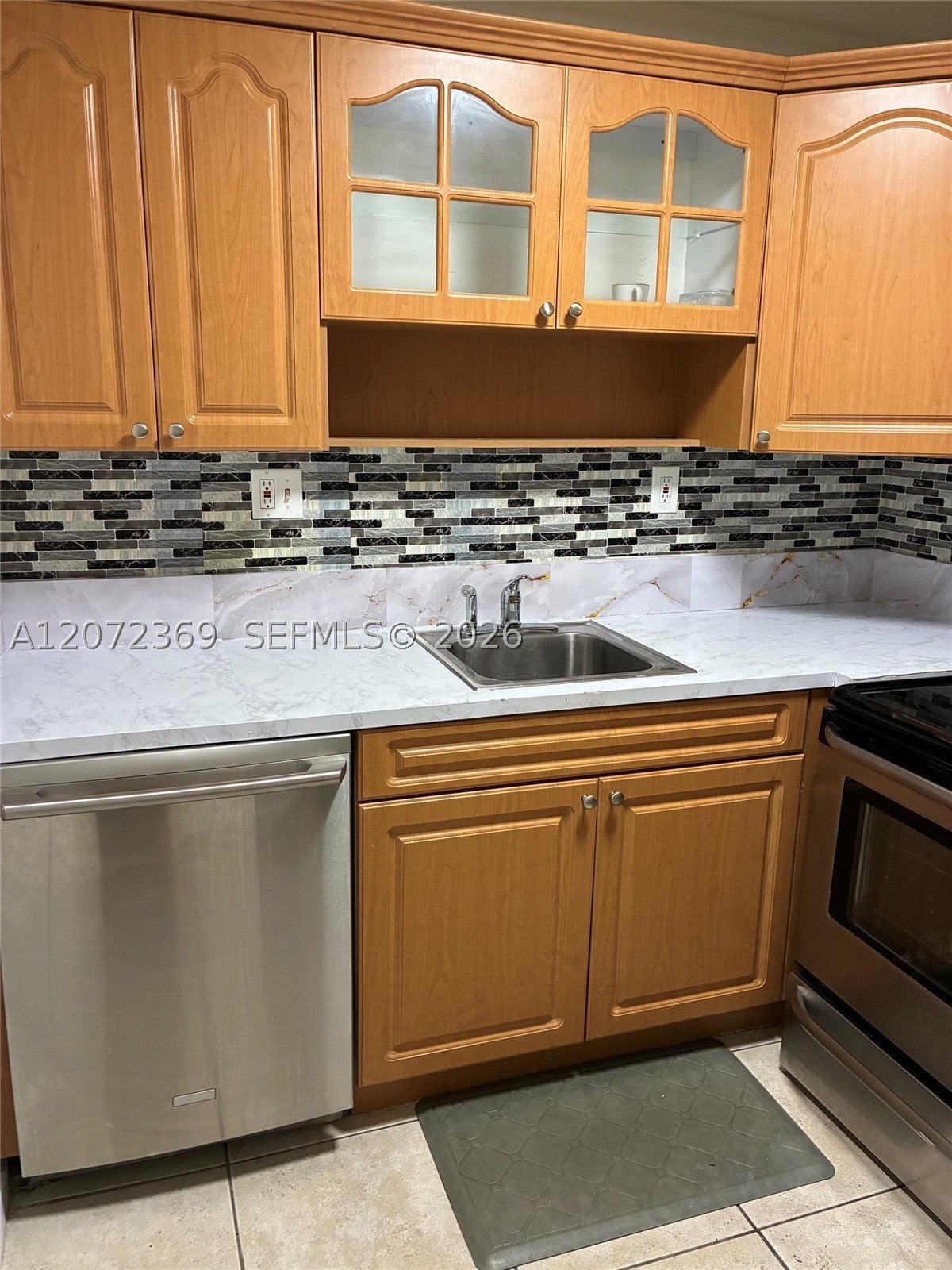 4675 W 18th Ct 904
