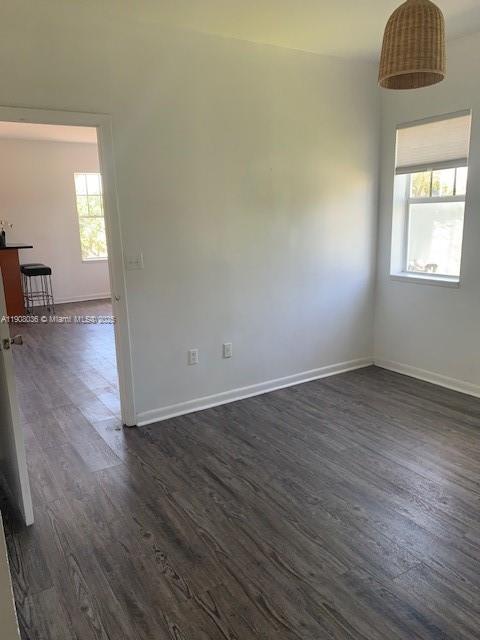 DORANN CONDO - Residential