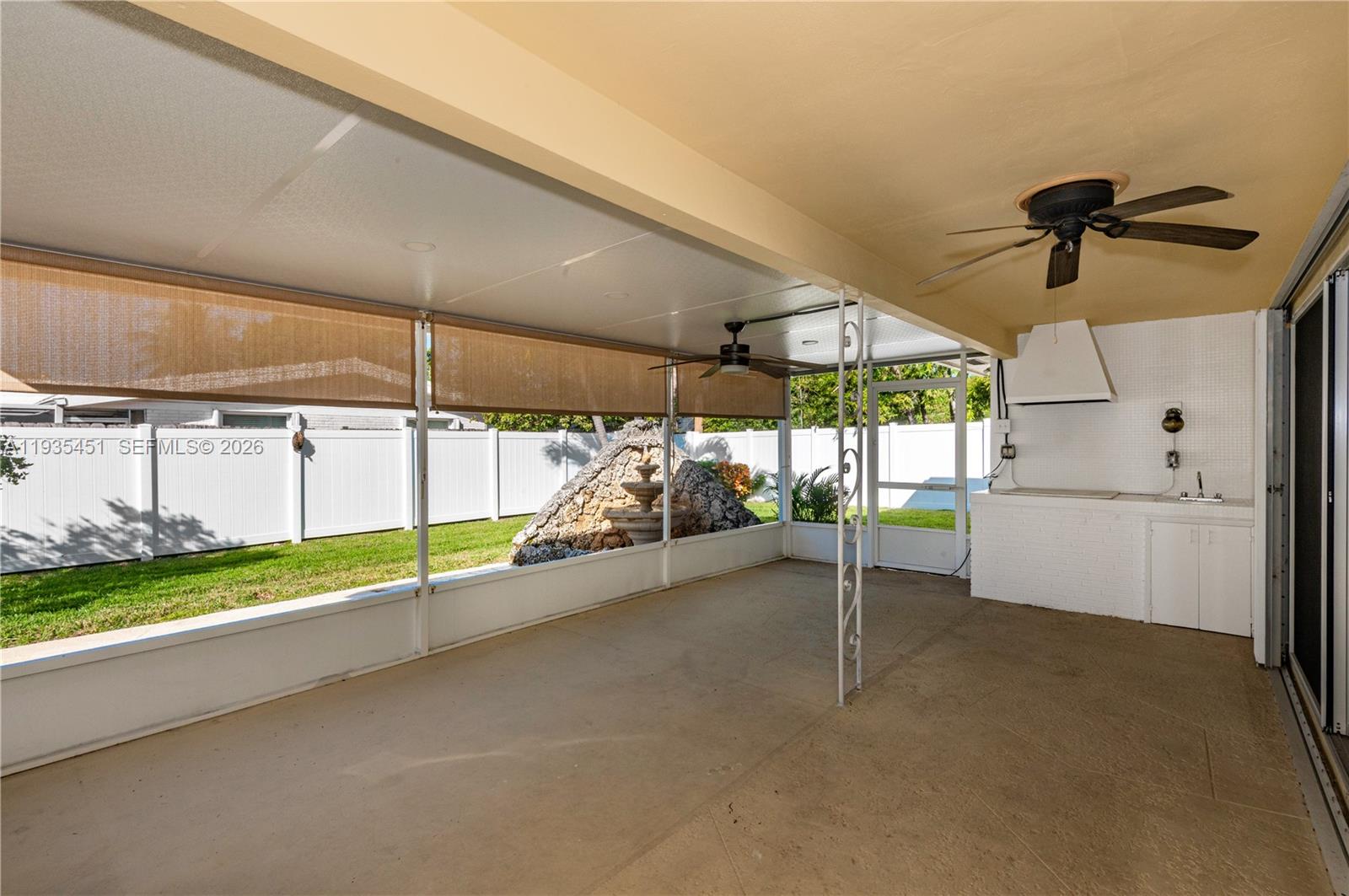 CORAL PARK - Residential