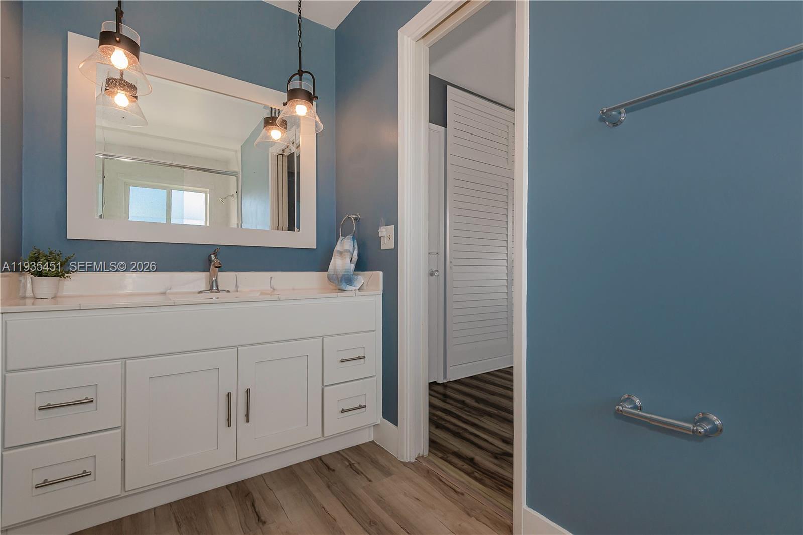 CORAL PARK - Residential