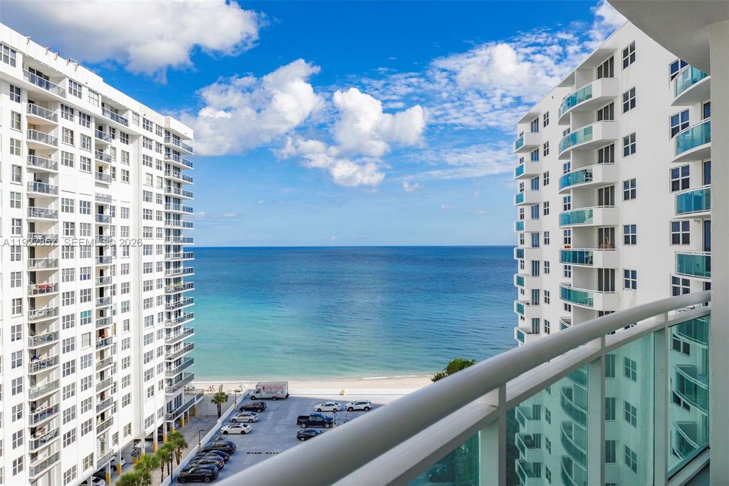 Photo of 3001 S Ocean Dr #1145, Hollywood, FL 33019 (MLS # A11927857)