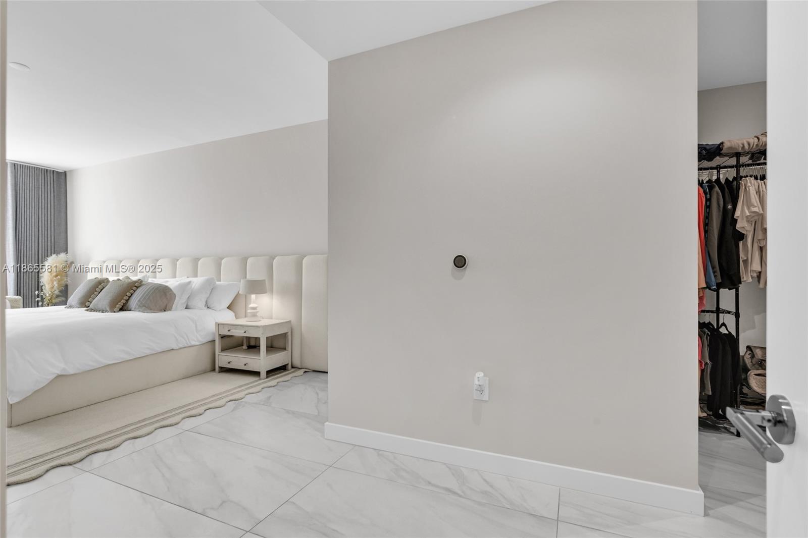 ALINA 220 BOCA RATON COND - Residential