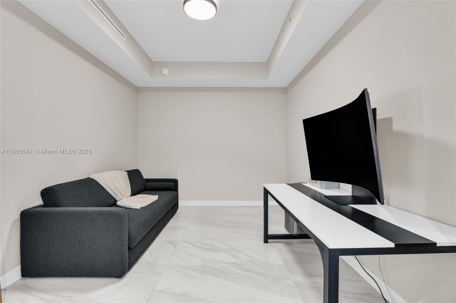 ALINA 220 BOCA RATON COND - Residential