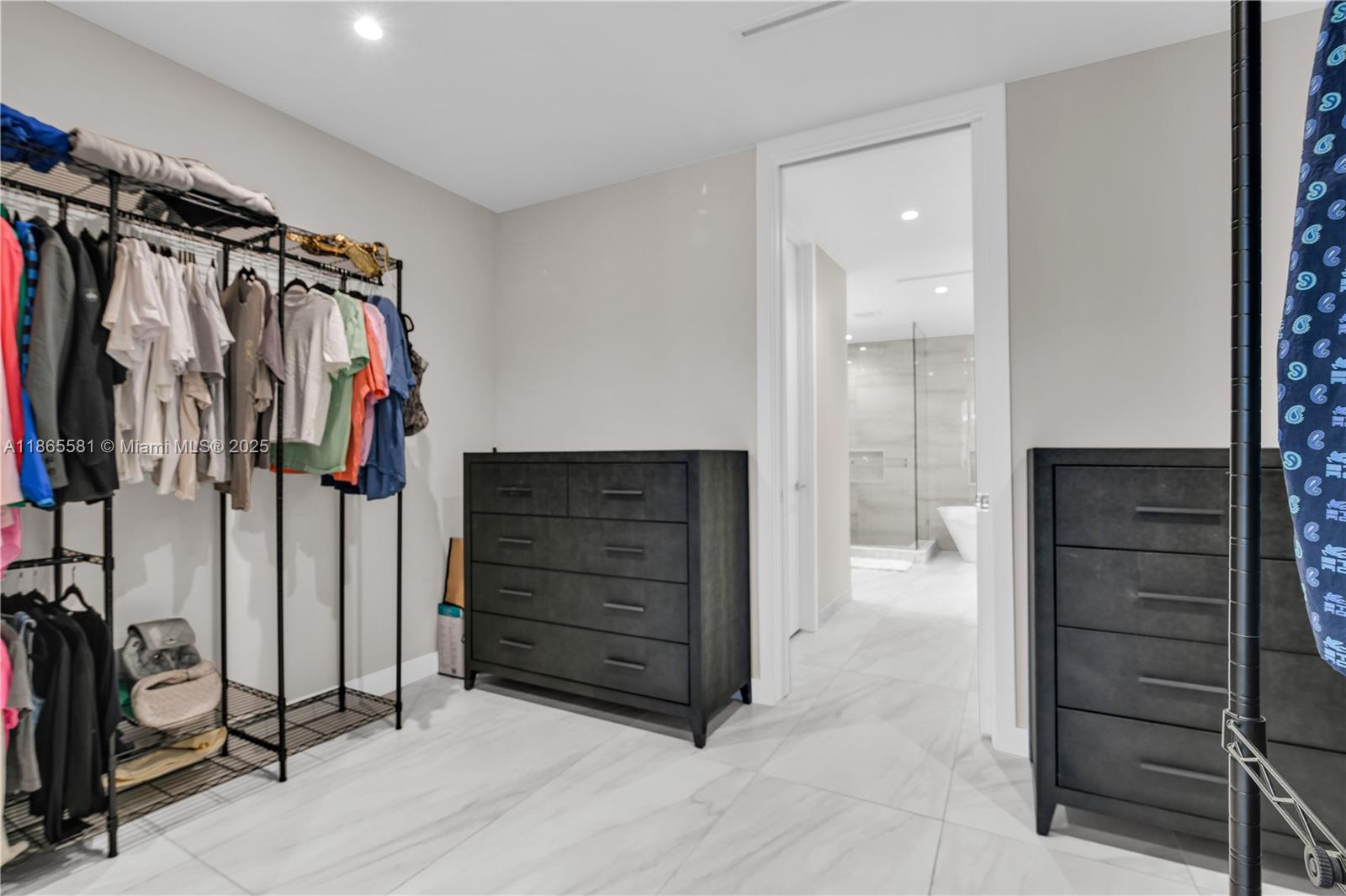 ALINA 220 BOCA RATON COND - Residential