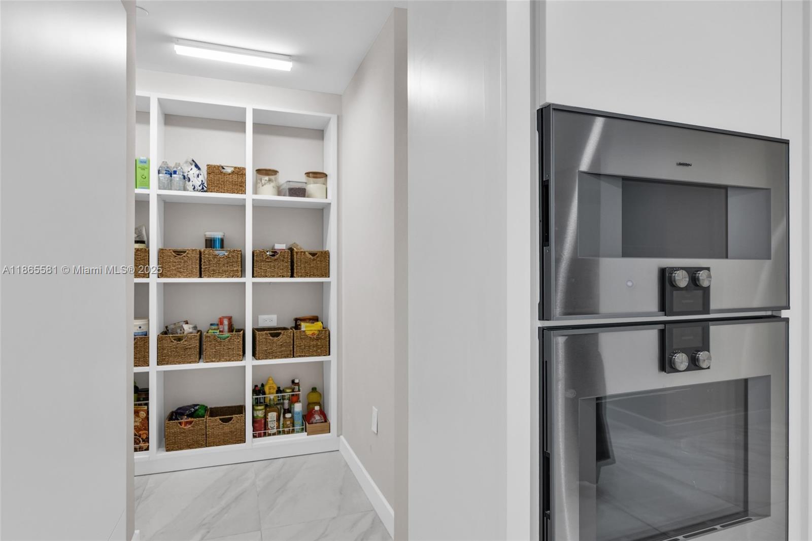 ALINA 220 BOCA RATON COND - Residential