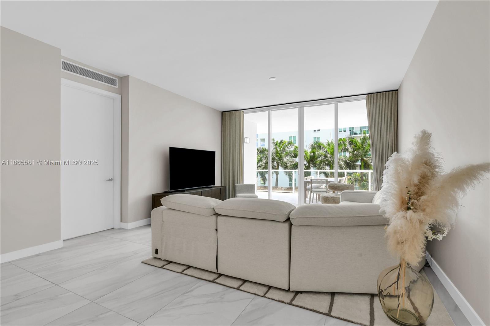 ALINA 220 BOCA RATON COND - Residential