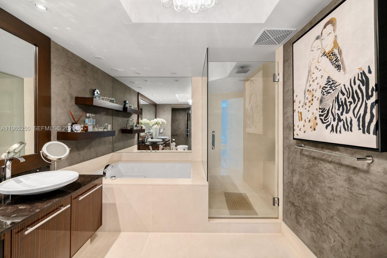 2711 HOLLYWOOD BEACH COND - Residential