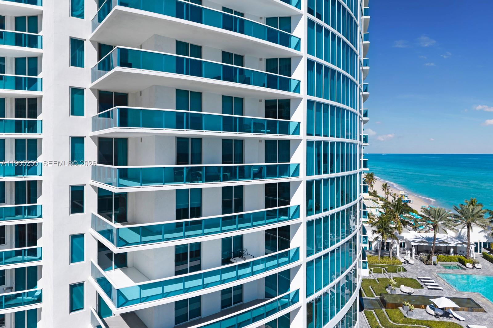 2711 HOLLYWOOD BEACH COND - Residential