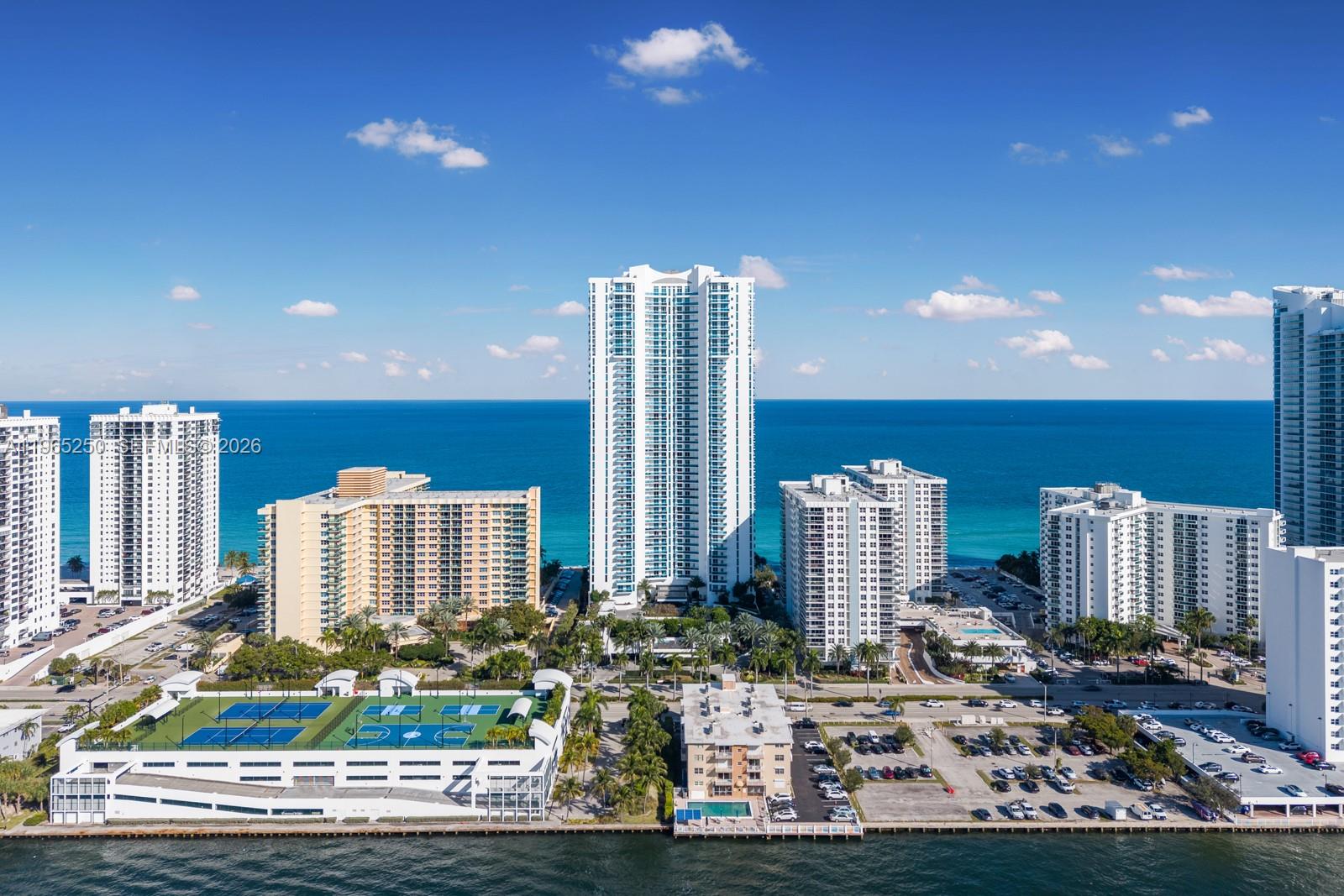 2711 HOLLYWOOD BEACH COND - Residential