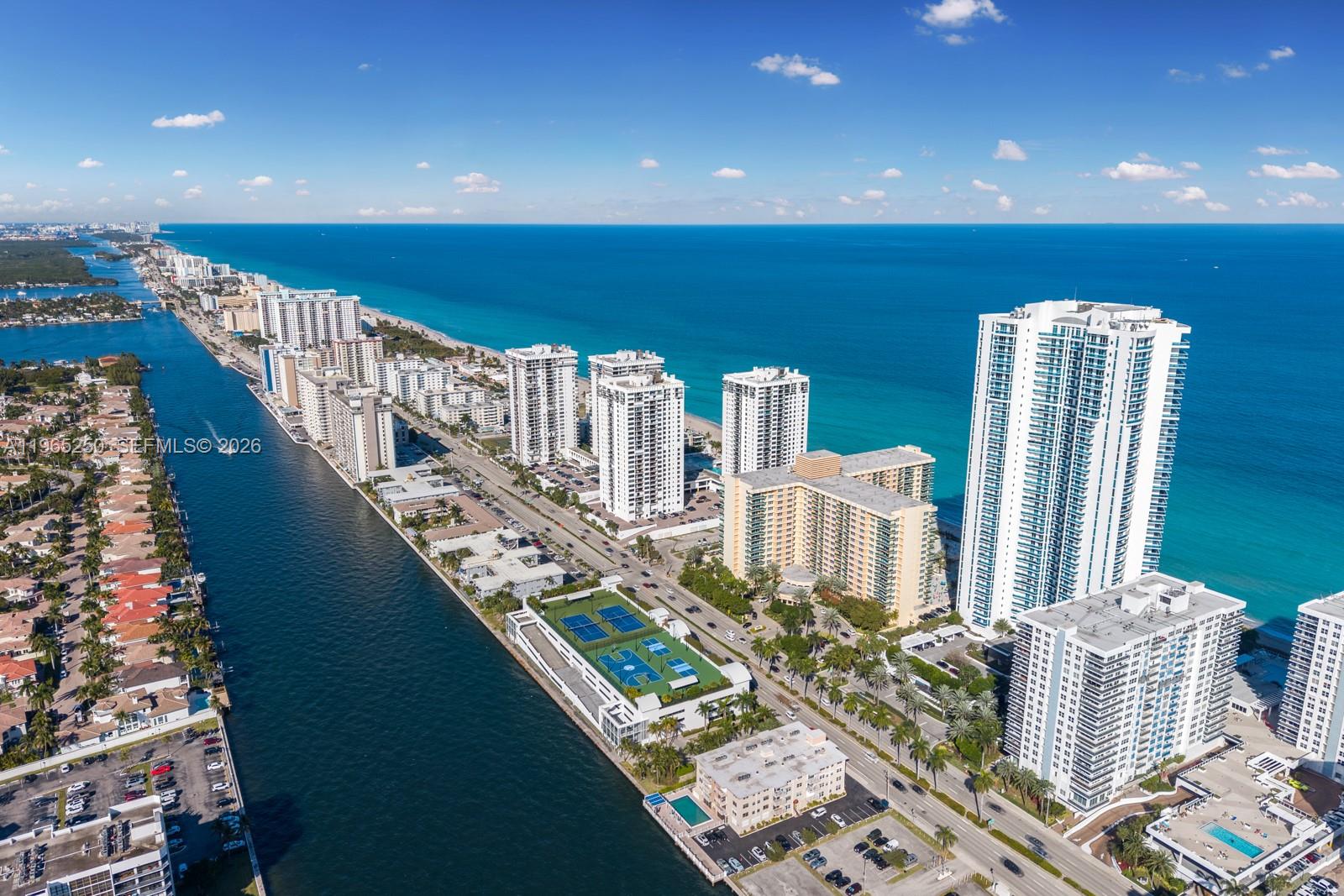 2711 HOLLYWOOD BEACH COND - Residential