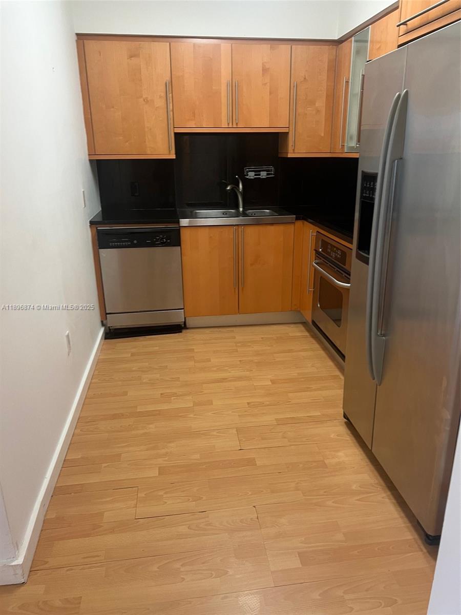 AKOYA CONDO - Residential Lease