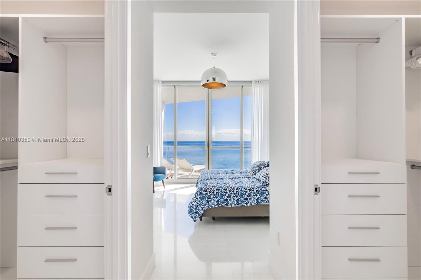 JADE SIGNATURE CONDO - Residential