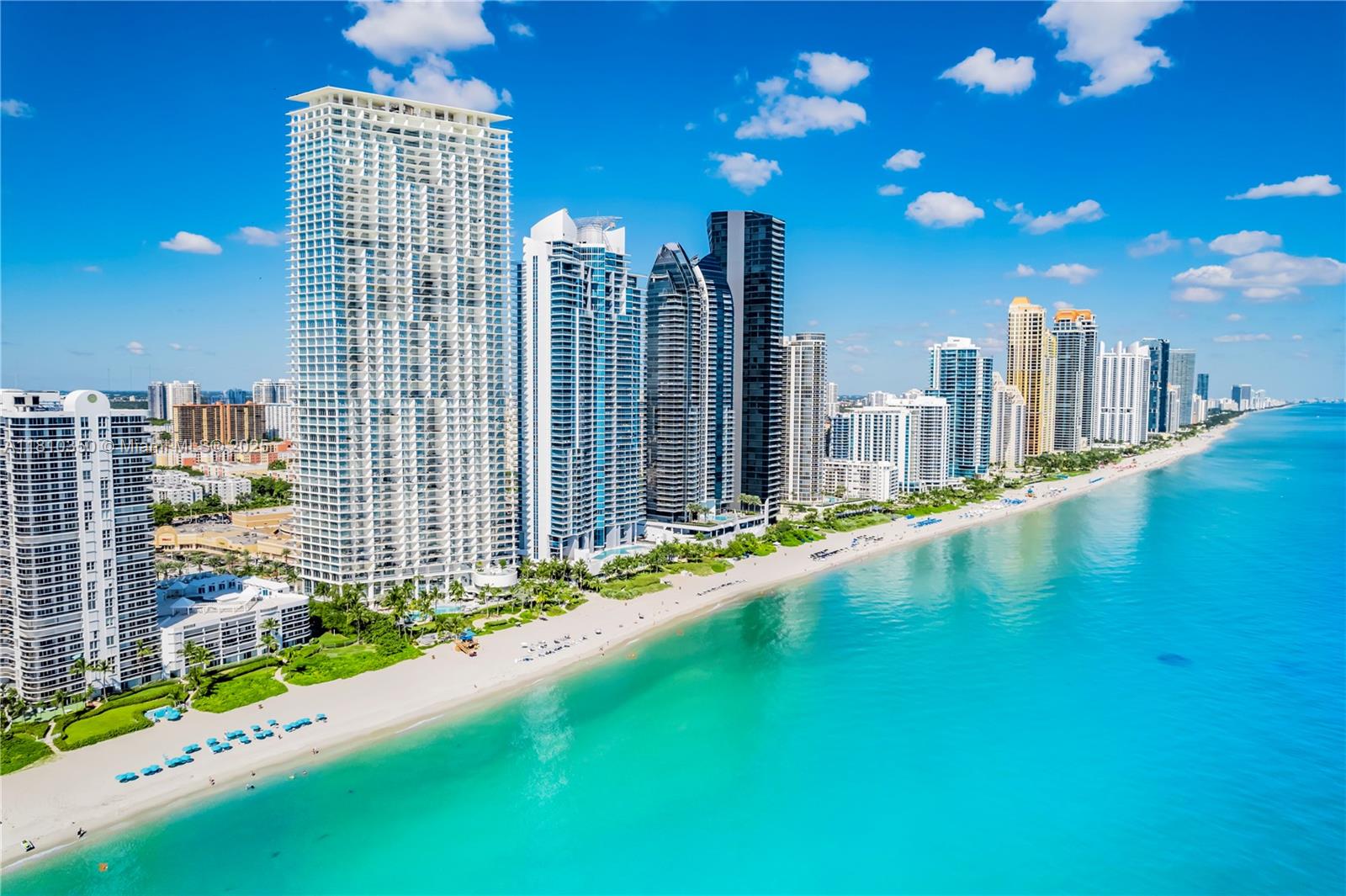 JADE SIGNATURE CONDO - Residential