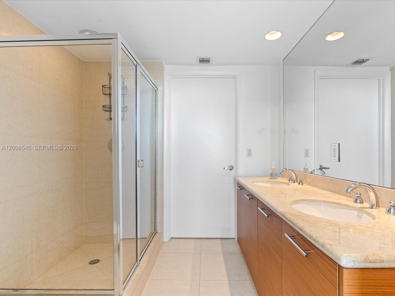 50 BISCAYNE CONDO - Residential