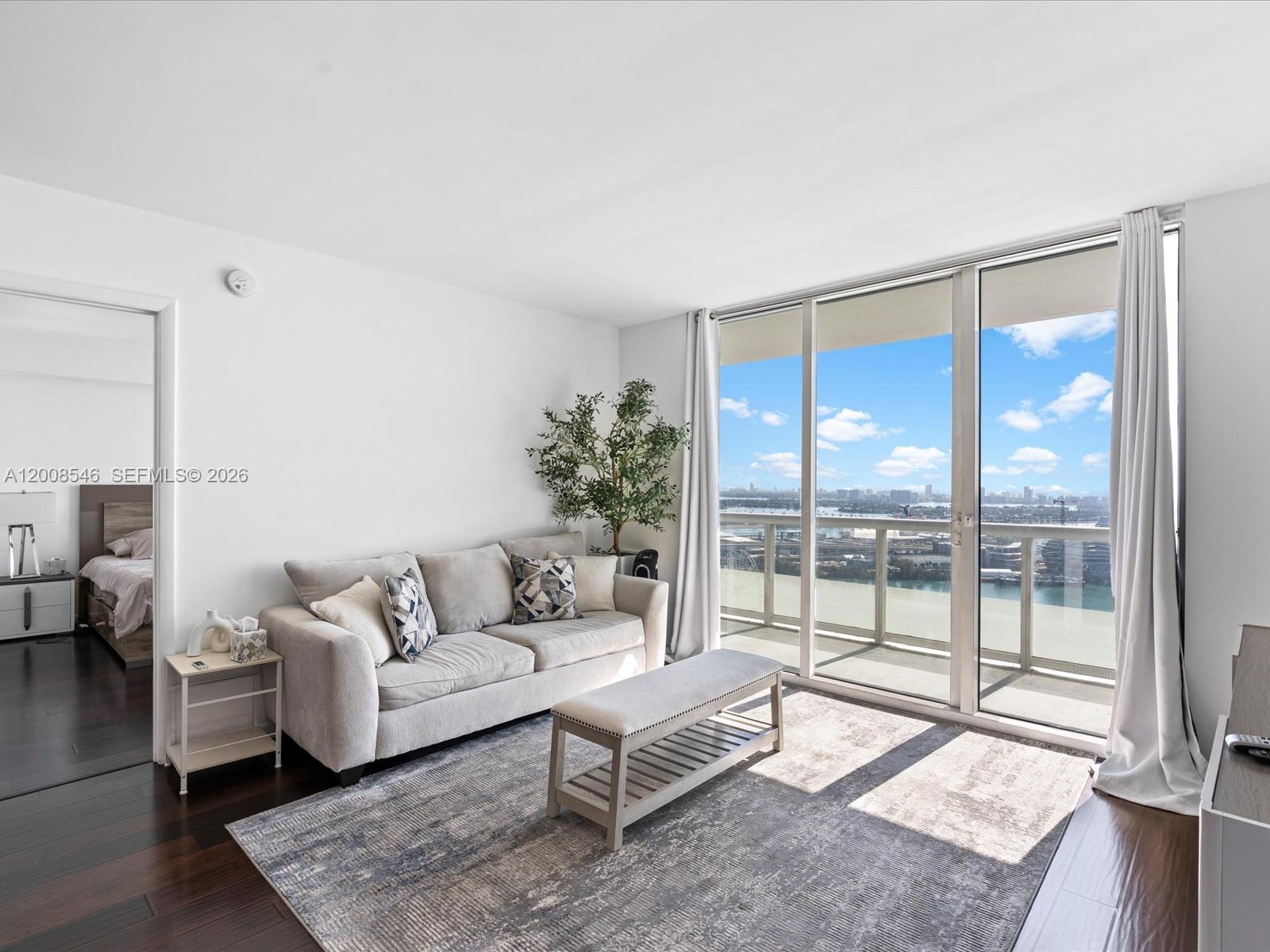 50 BISCAYNE CONDO - Residential