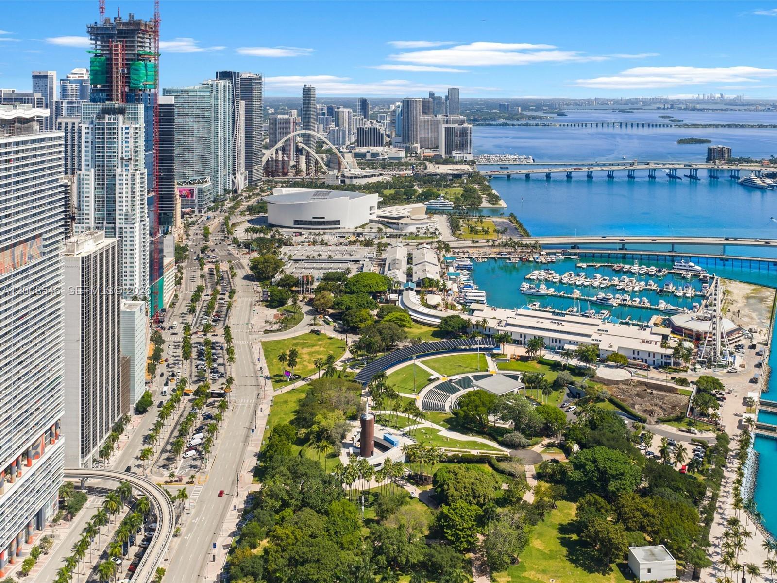 50 BISCAYNE CONDO - Residential