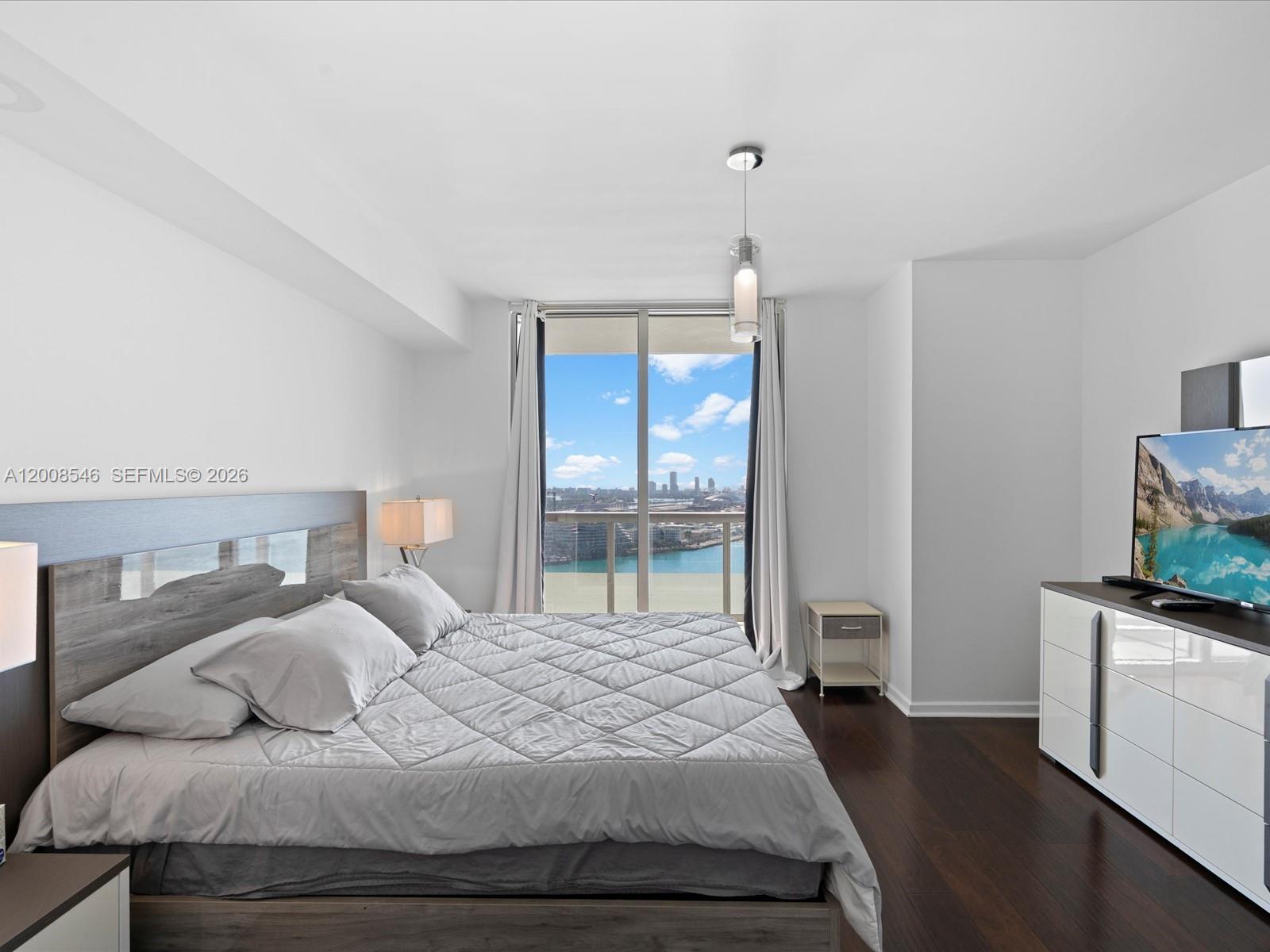 50 BISCAYNE CONDO - Residential