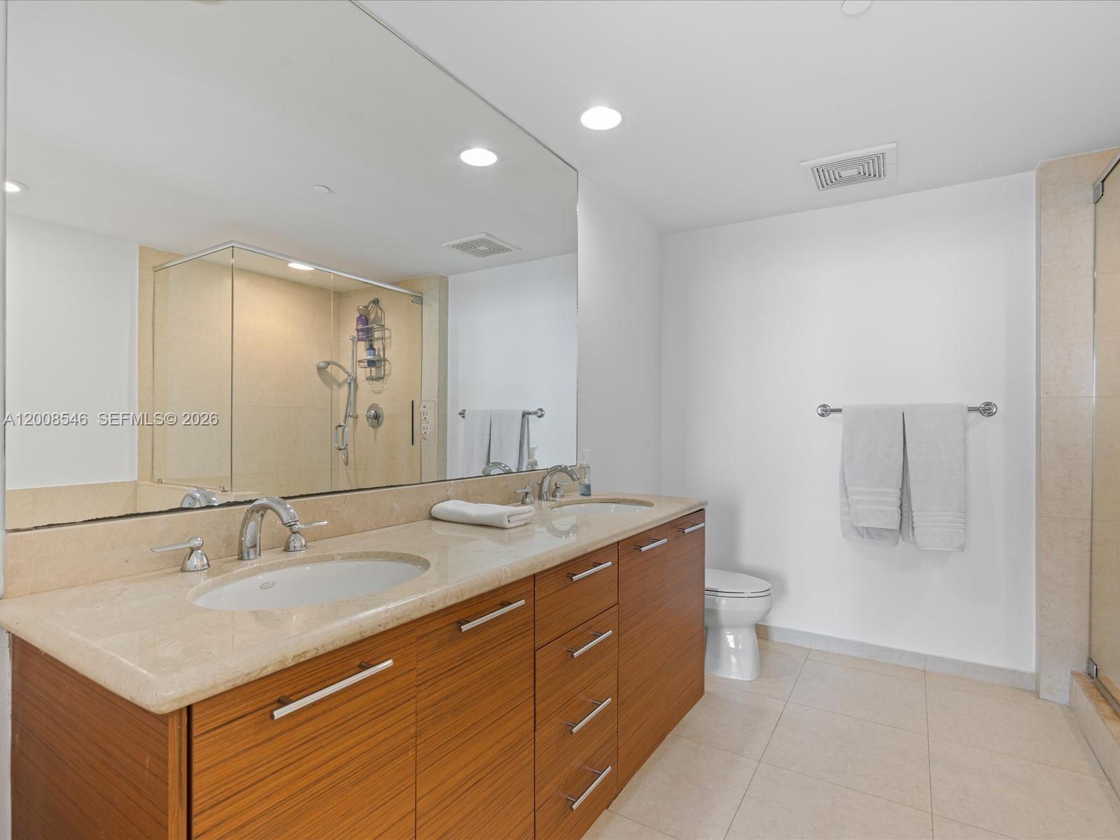 50 BISCAYNE CONDO - Residential