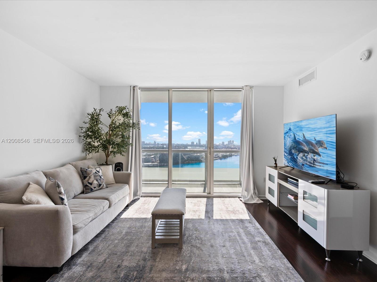 50 BISCAYNE CONDO - Residential