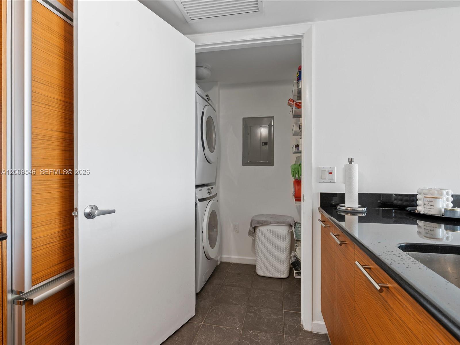 50 BISCAYNE CONDO - Residential