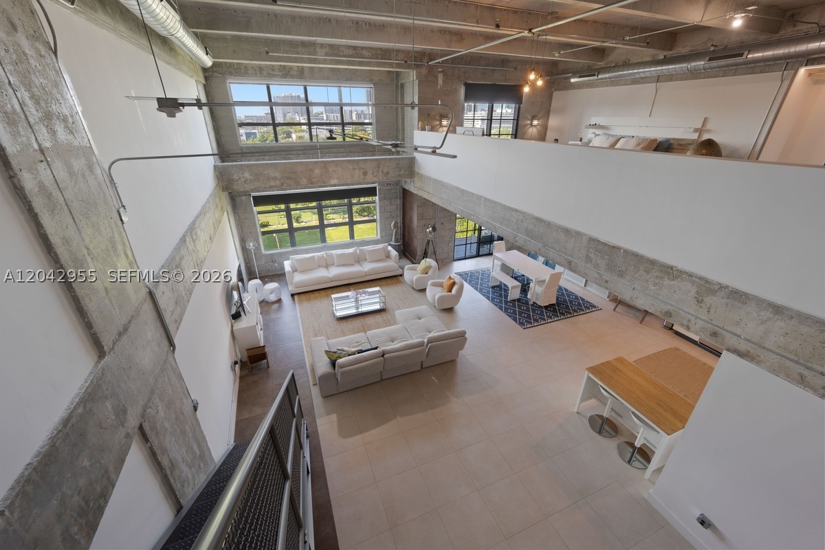 1749 NE Miami Ct 507