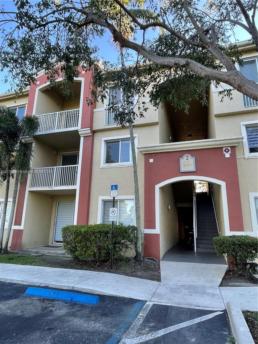 Rental Property at 7085 Nova Dr 223, Davie, Broward County, Florida - Bedrooms: 3 
Bathrooms: 2  - $2,650 MO.