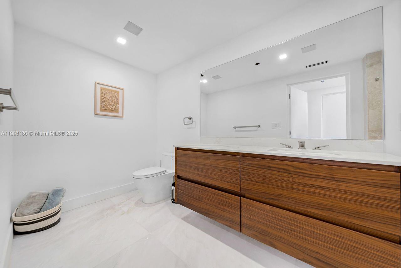 EPIC WEST CONDO - Residential