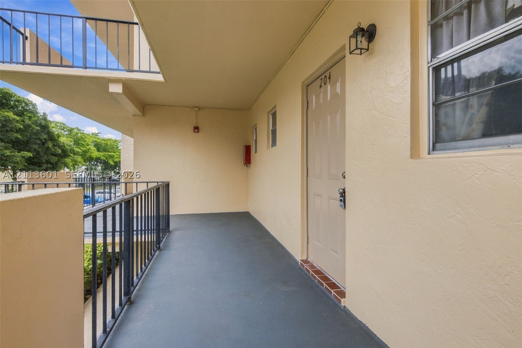 100 Ashbury Rd 204, Hollywood FL 33024