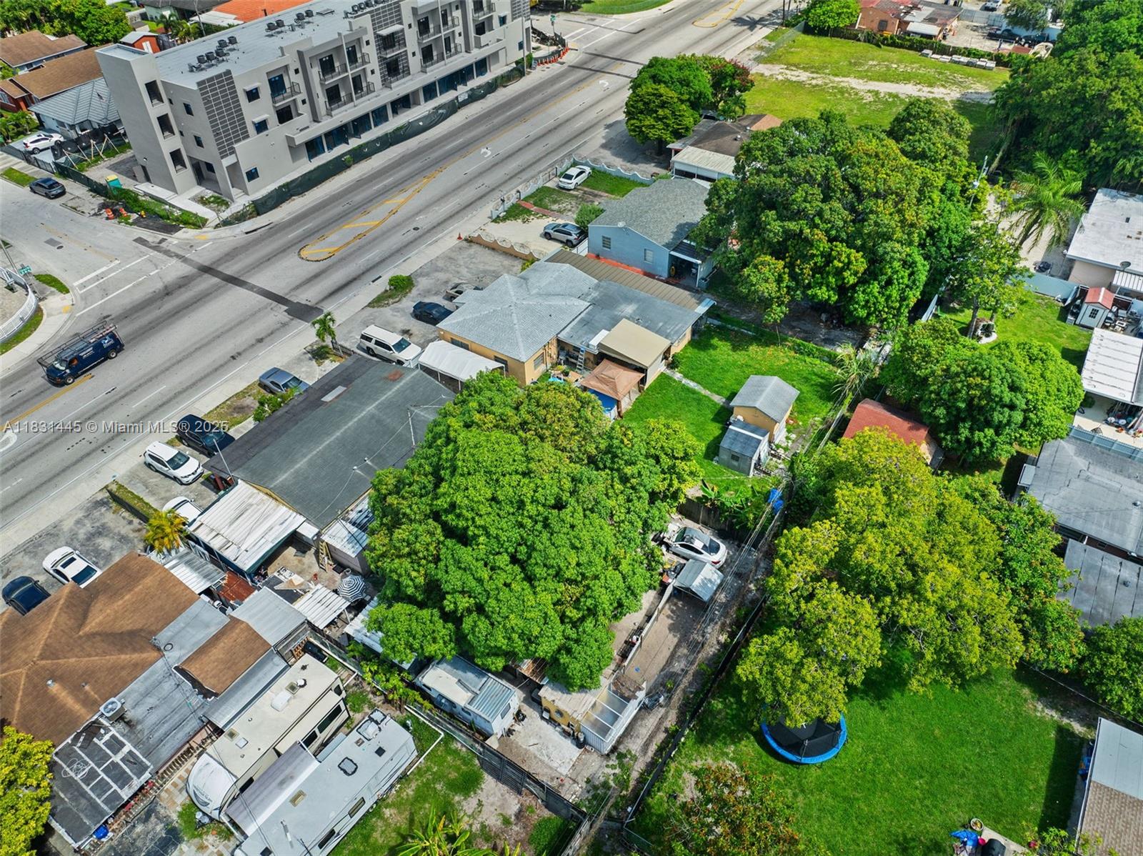 851 SE 8th Ave