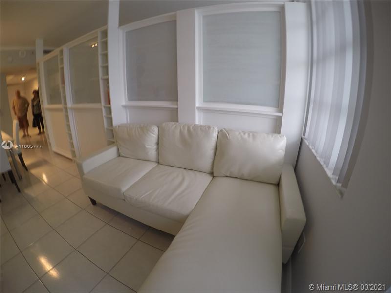 THE DECOPLAGE CONDO - Residential Lease