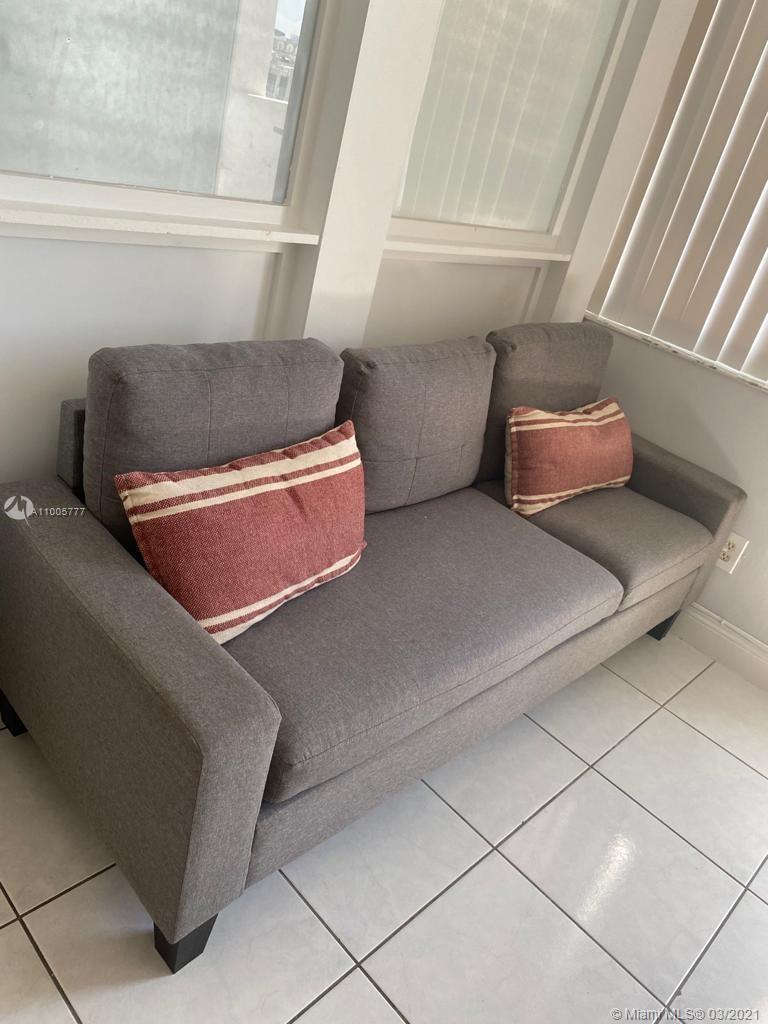 THE DECOPLAGE CONDO - Residential Lease