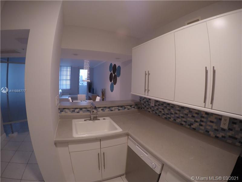 THE DECOPLAGE CONDO - Residential Lease