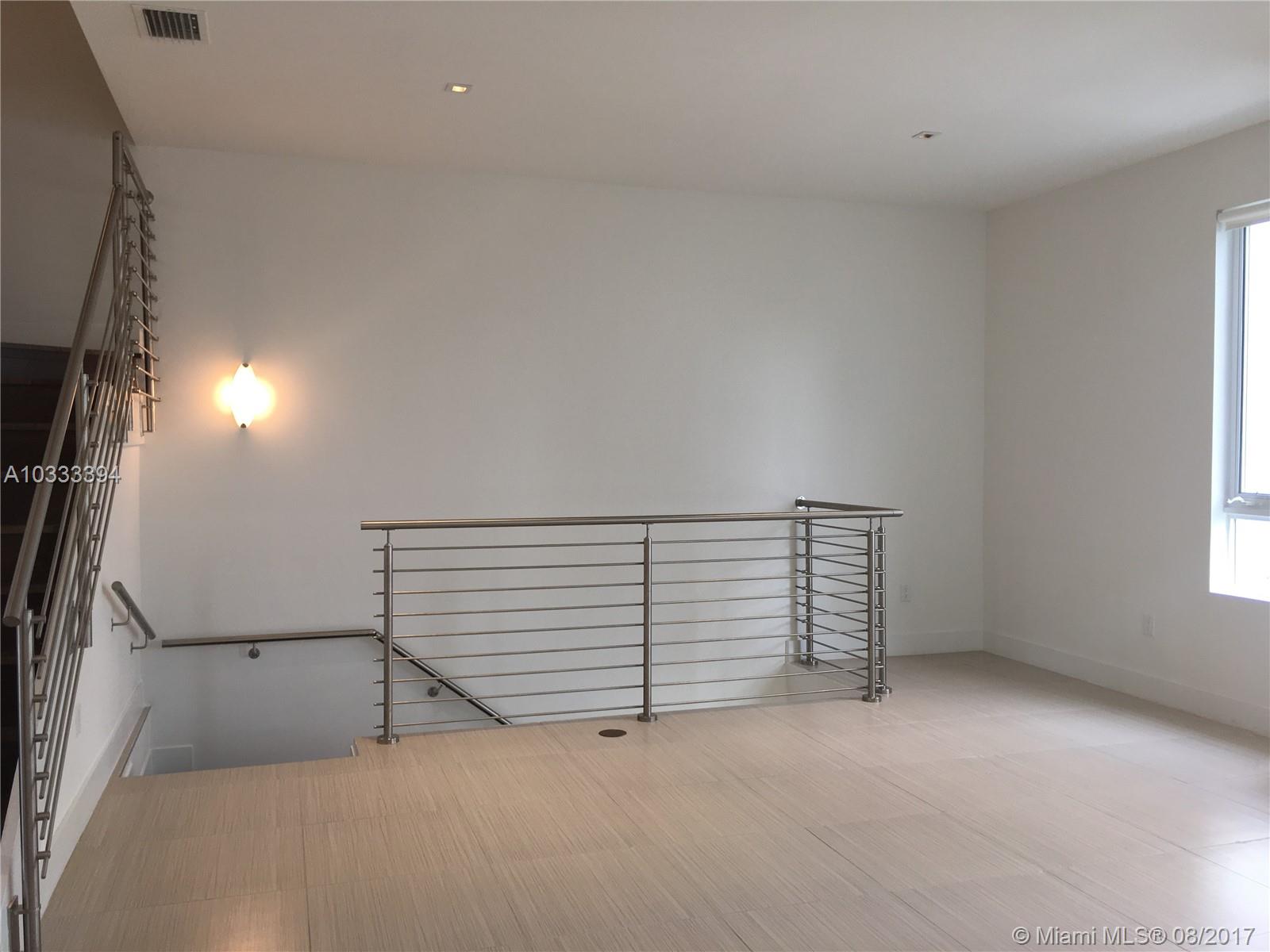 CONTEMPO TOWNHOMES - Residential Lease