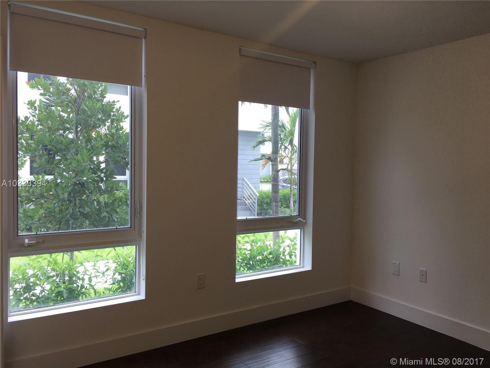 CONTEMPO TOWNHOMES - Residential Lease