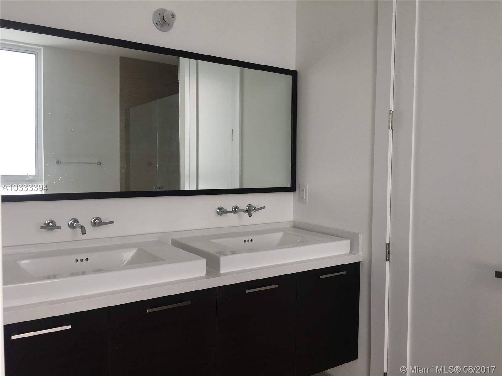 CONTEMPO TOWNHOMES - Residential Lease