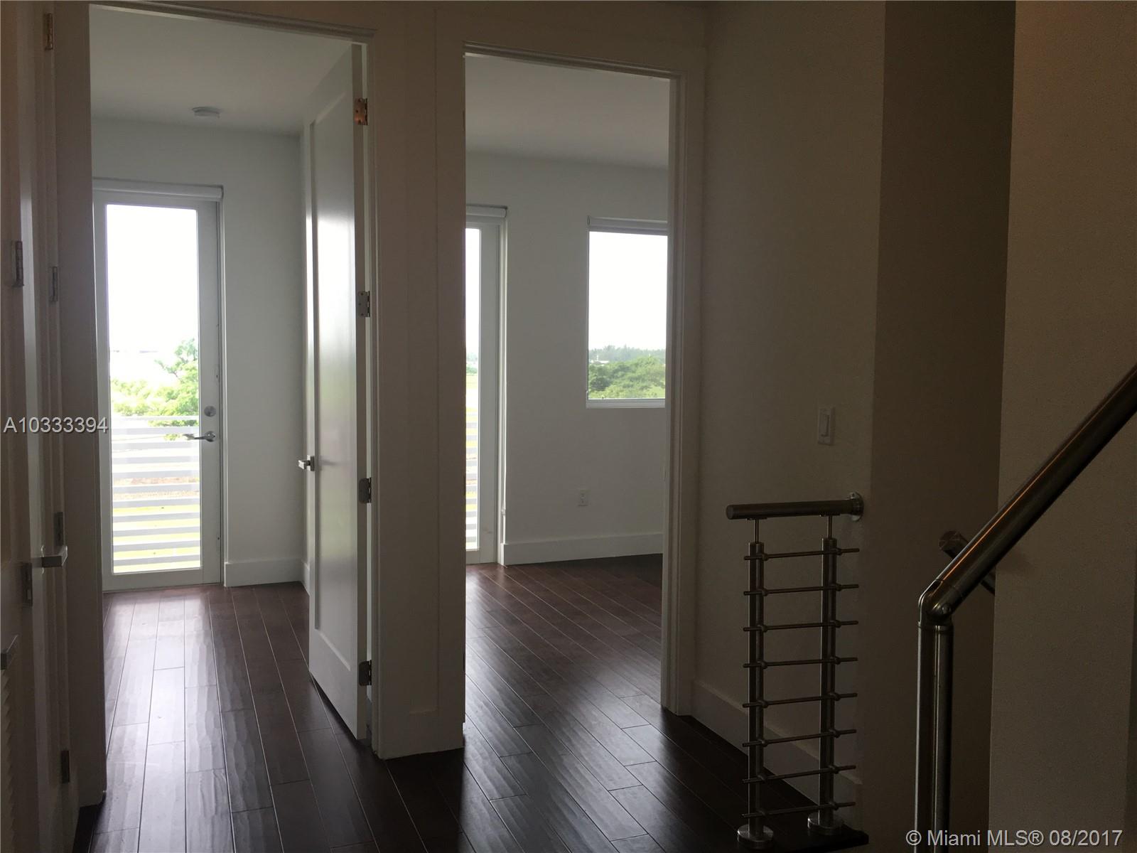 CONTEMPO TOWNHOMES - Residential Lease