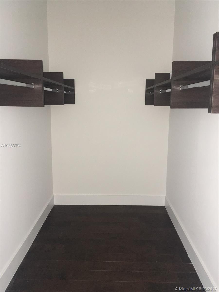 CONTEMPO TOWNHOMES - Residential Lease