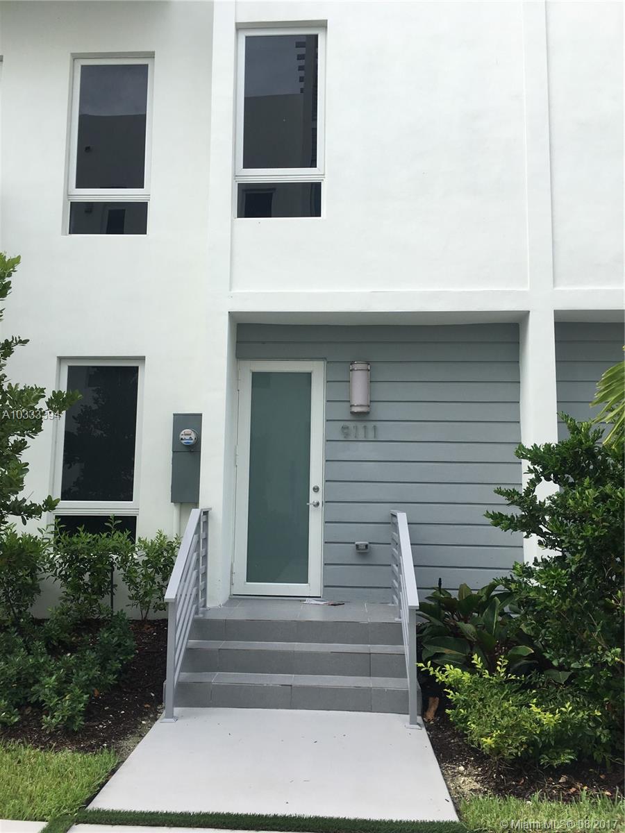 CONTEMPO TOWNHOMES - Residential Lease