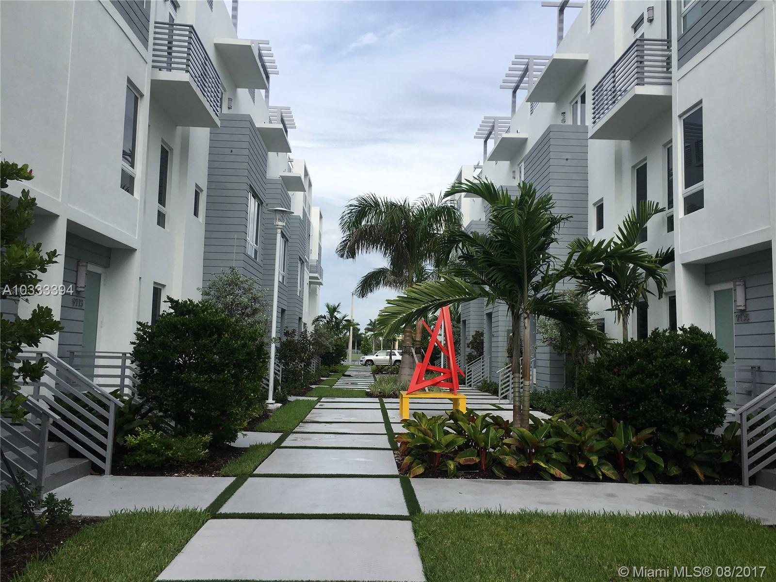 CONTEMPO TOWNHOMES - Residential Lease