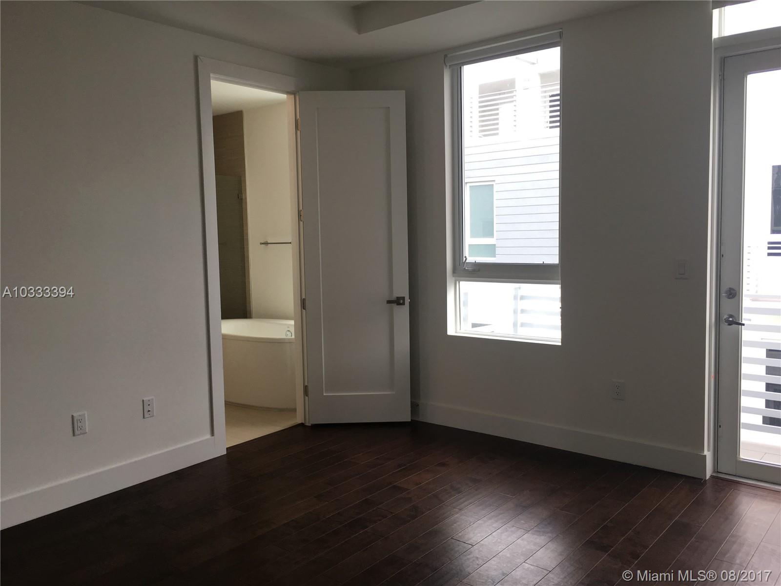 CONTEMPO TOWNHOMES - Residential Lease