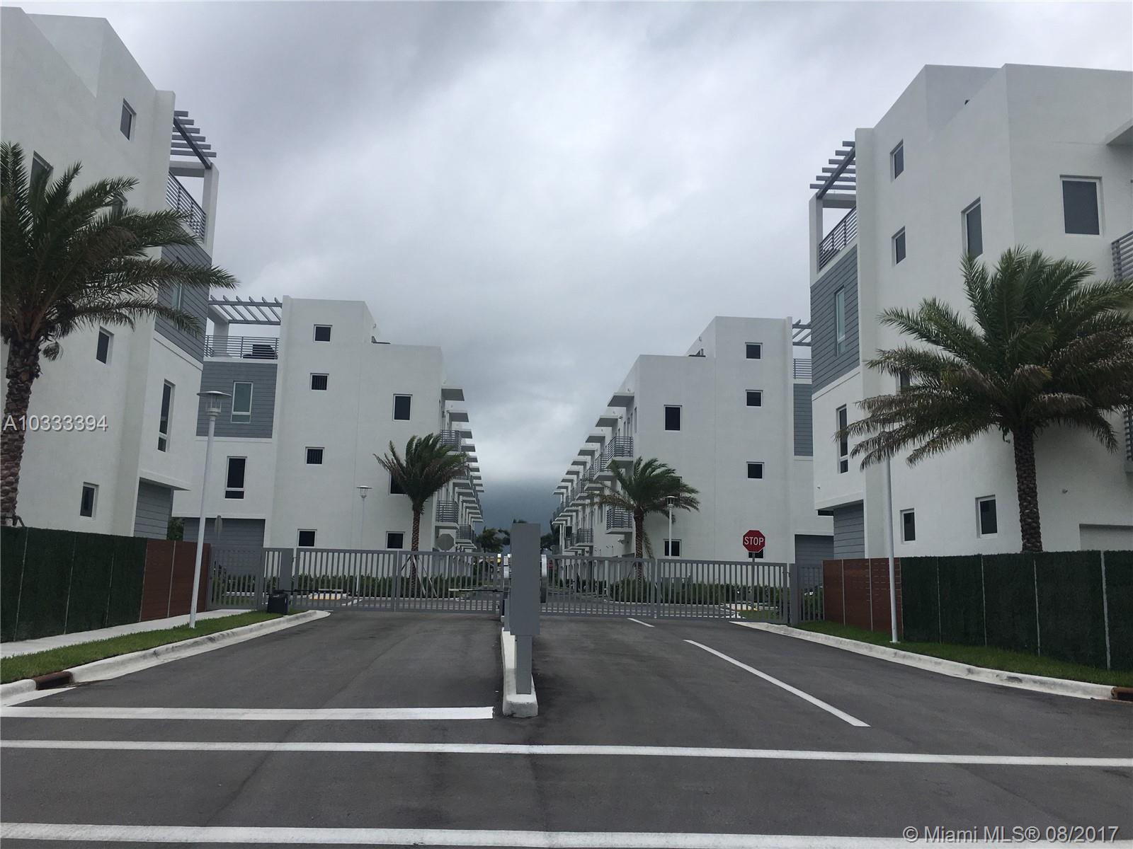 CONTEMPO TOWNHOMES - Residential Lease