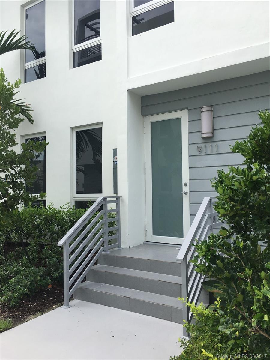 CONTEMPO TOWNHOMES - Residential Lease