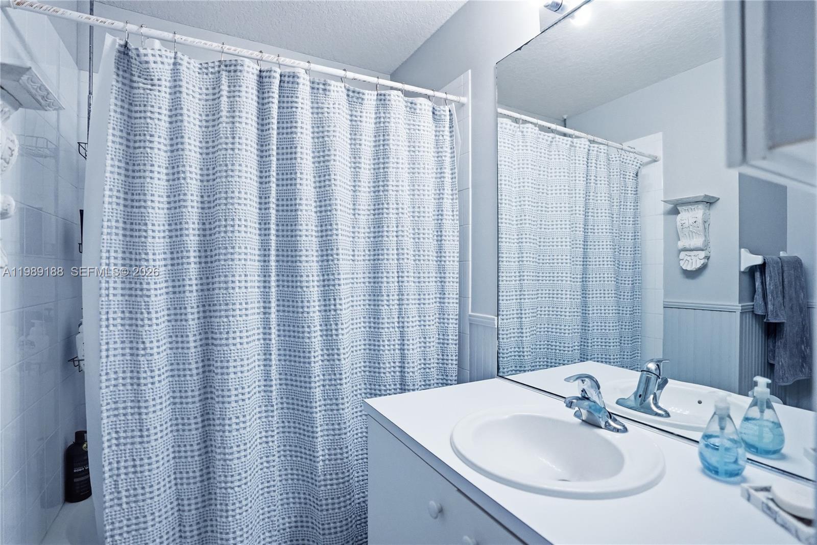 PALM POINTE AT MARTIN DOW - Residential