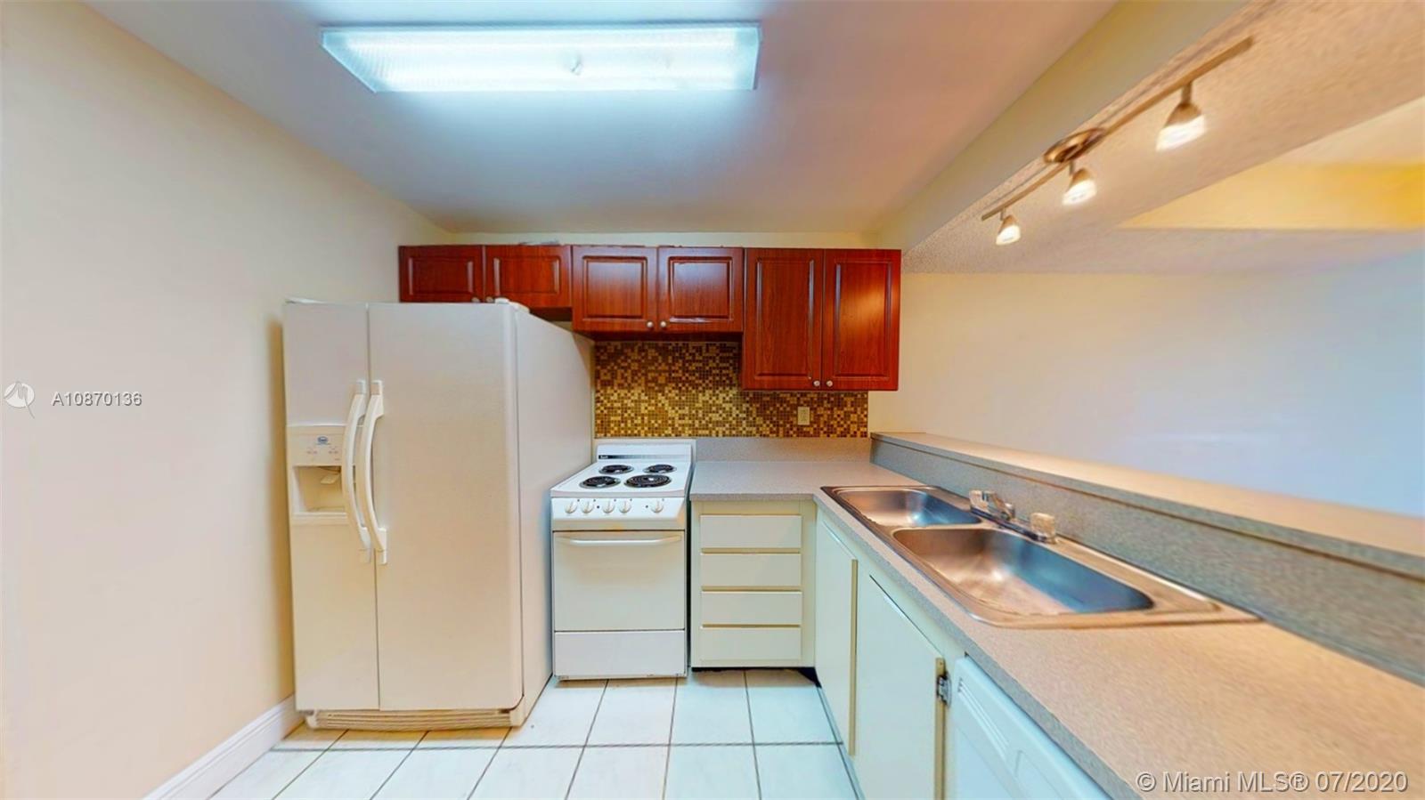 PEPPERMILL KENDALE LK - Residential Lease