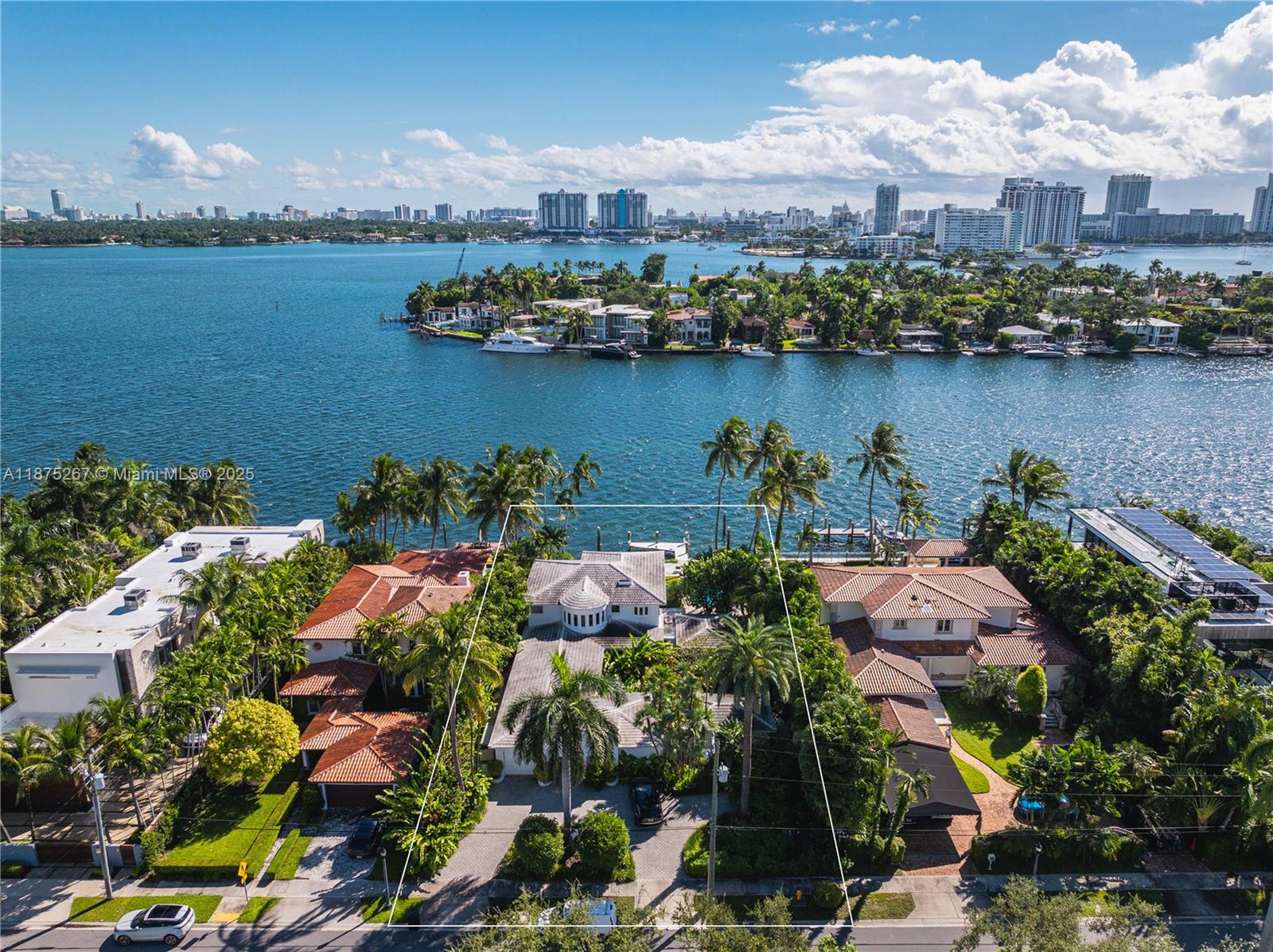 DI LIDO ISLAND - Residential Lease