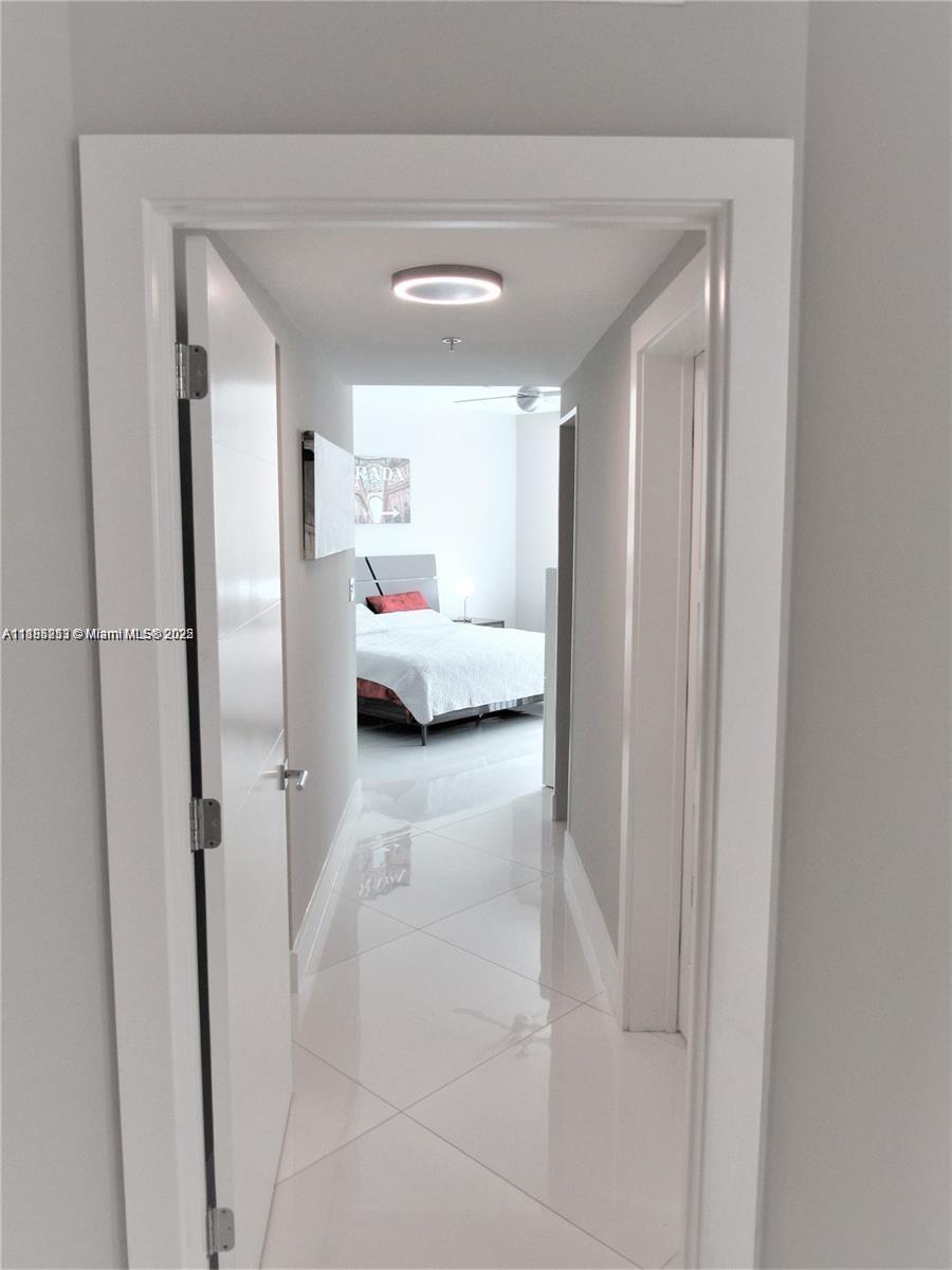 DUO CONDOMINIUM WEST - Residential Lease